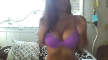 Awsome Chick. Very Hot And Horny. Great Legs, And Nice Pair Of Hooters.