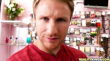thumb-img