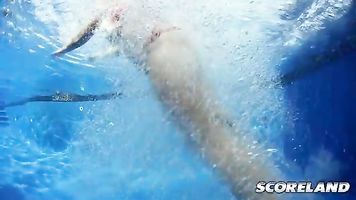 Valory Irene, Lana Ivans, Dors Feline and Terri Jane star in this aquatic romp packed with skimpy swimsuits, tit-play, oiling, masturbation and underwater action.