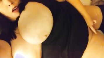 Quickie for Horny HOUSEWIFE